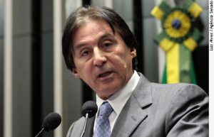 Em discurso na tribuna do Senado, senador Eunicio Oliveira (PMDB-CE)